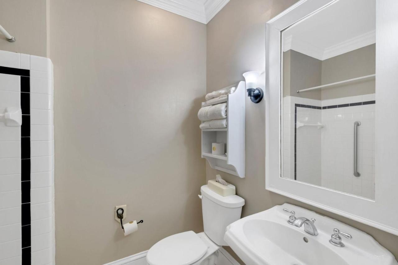 The Tranquil House Inn Мантео Экстерьер фото