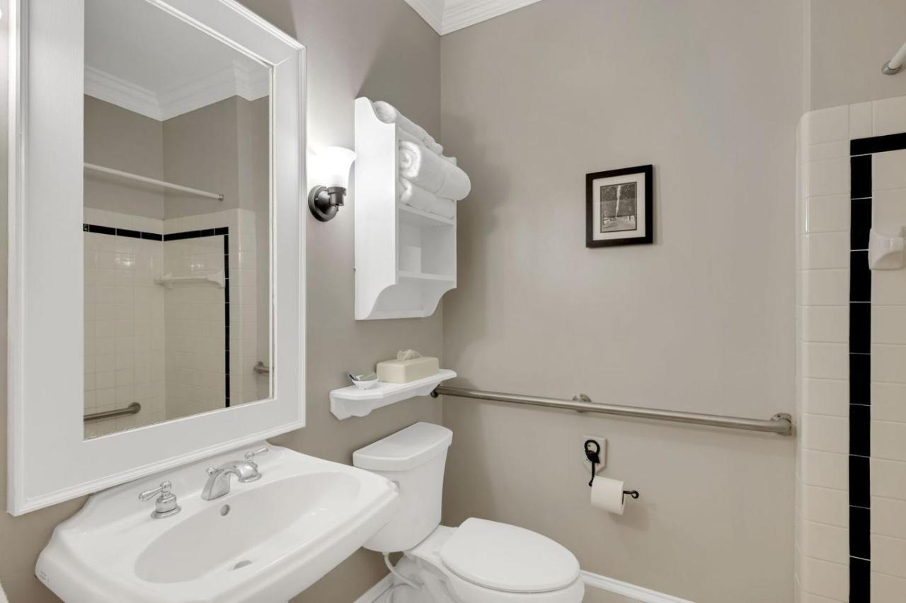 The Tranquil House Inn Мантео Экстерьер фото
